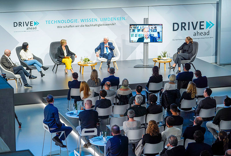 Panel-Talk zum Thema „Zukunft der urbanen Mobilität“ im DRIVE. Volkswagen Group Forum