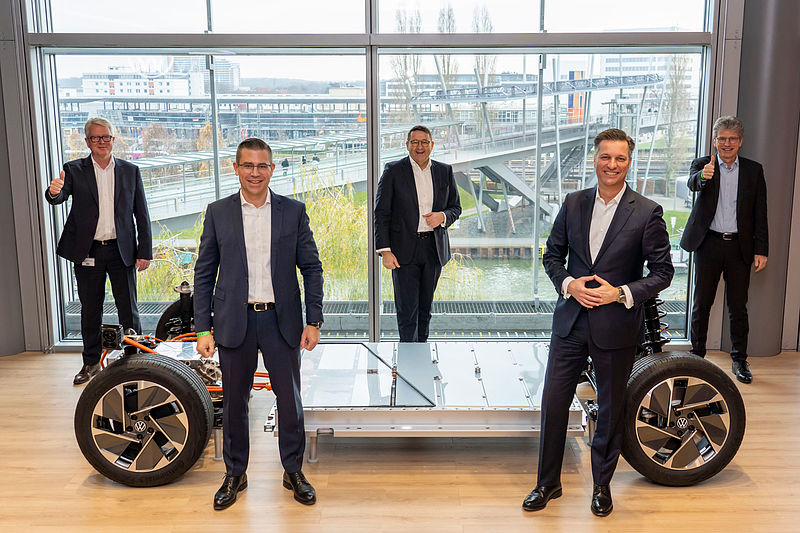 Volkswagen schließt strategische Partnerschaften zur Industrialisierung der Batterietechnologie