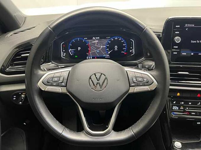 Volkswagen T-Roc 1.5 TSI DSG Style Panorama Klima Navi