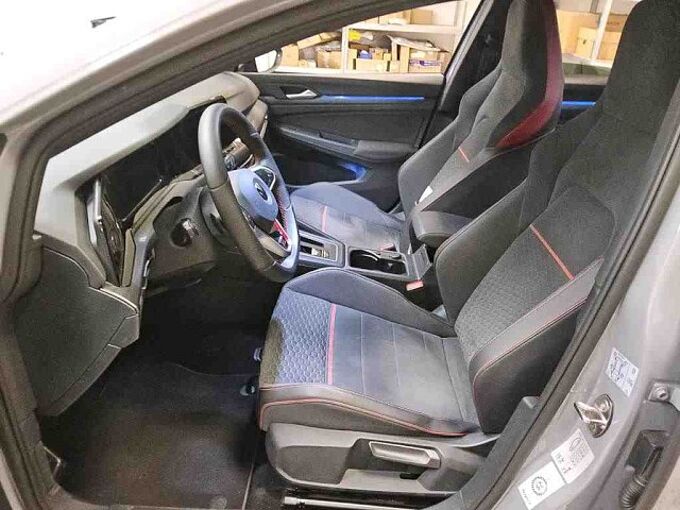 Volkswagen Golf VIII GTI Clubsport 2.0 TSI DSG Klima Navi