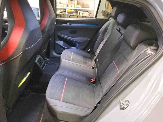 Volkswagen Golf VIII GTI Clubsport 2.0 TSI DSG Klima Navi