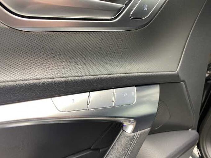 Audi A6 Limousine 40 TDI S-tronic design MatrixHD+Pano