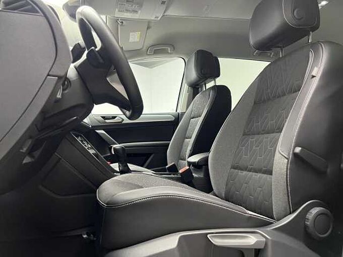 Volkswagen Touran 1.5 TSI DSG Comfortline 7-Sitzer Klima
