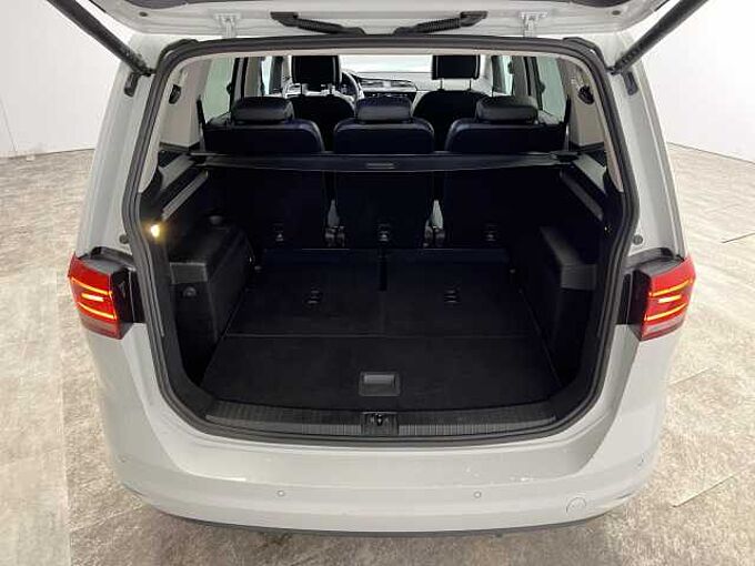 Volkswagen Touran 1.5 TSI DSG Comfortline 7-Sitzer Klima