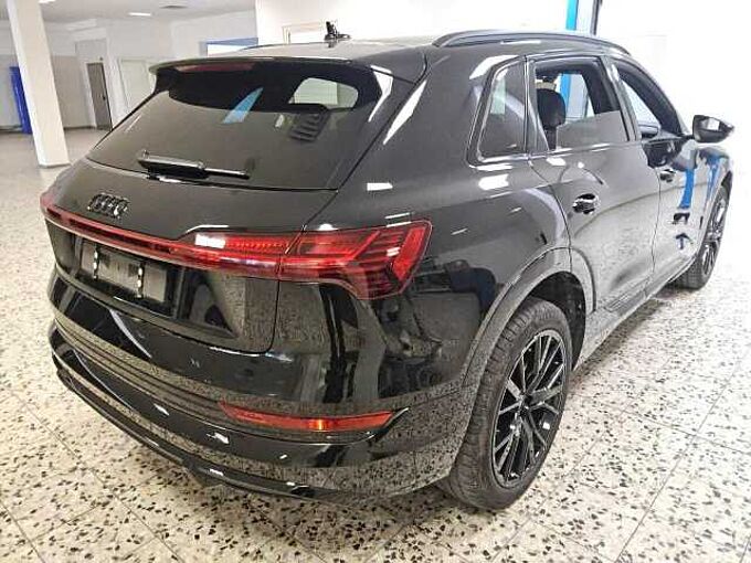 Audi e-tron 55 quattro S line Black Edition Klima