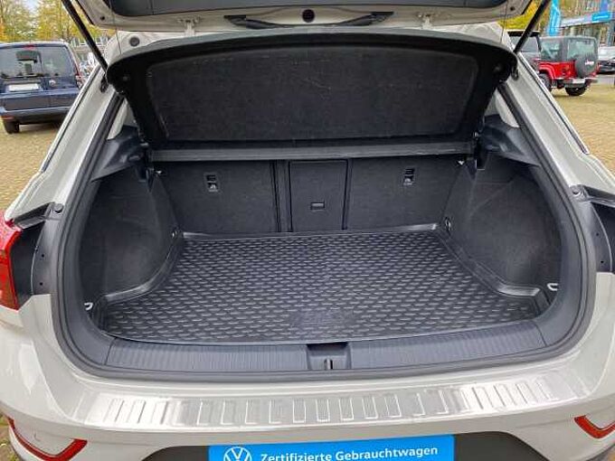 Volkswagen T-Roc 1.5 TSI Life dsg Klima Navi Einparkhilfe
