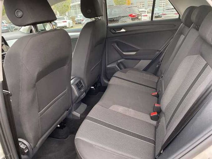 Volkswagen T-Roc 1.5 TSI Life dsg Klima Navi Einparkhilfe