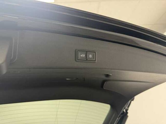 Audi Q3 35 TDI S-tronic S line Klima Navi