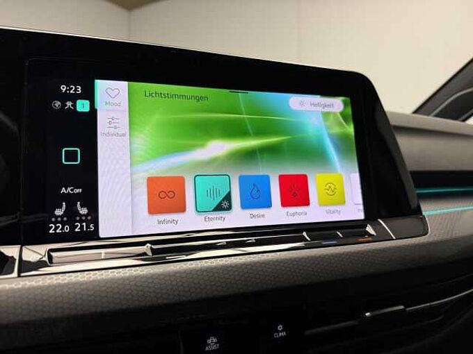 Volkswagen Golf VIII GTI Clubsport 2.0 TSI DSG Klima Navi