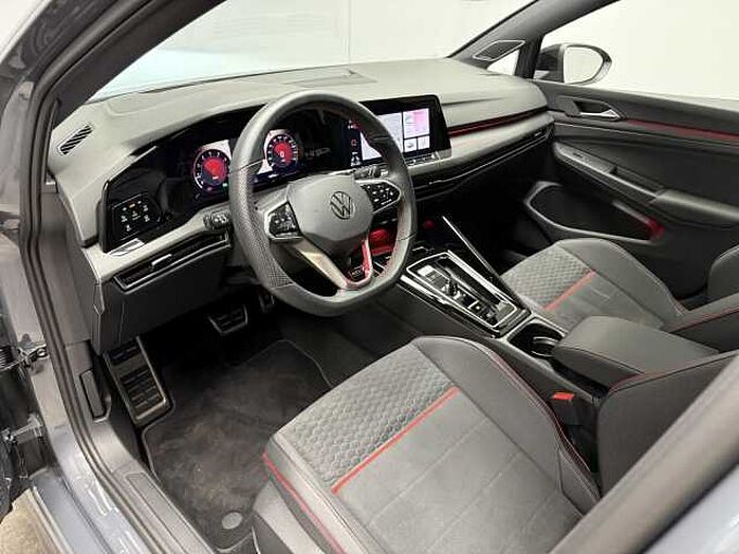 Volkswagen Golf VIII GTI Clubsport 2.0 TSI DSG Klima Navi