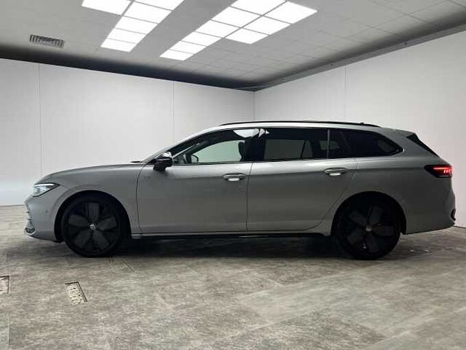 Volkswagen Passat Variant 2.0 TDI DSG R-Line Klima Navi