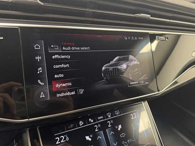 Audi Q8 55 TFSIe quattro S-line Klima Navi Leder