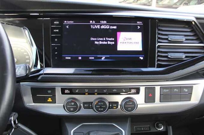 Volkswagen T6.1 MULTIVAN 4MOTION 2.0 TDI DSG / AHK / DCC / ACC T6