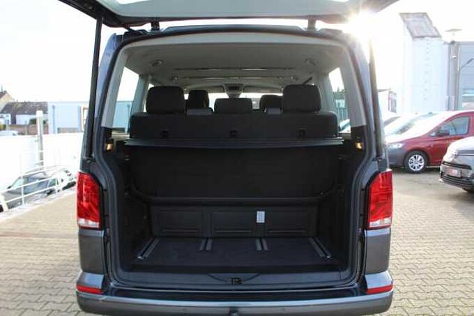 Volkswagen T6.1 MULTIVAN 4MOTION 2.0 TDI DSG / AHK / DCC / ACC T6