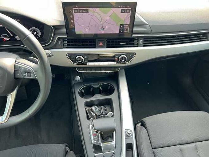 Audi A4 40 2.0 TFSI Avant S line *R.KAM *Standheizung