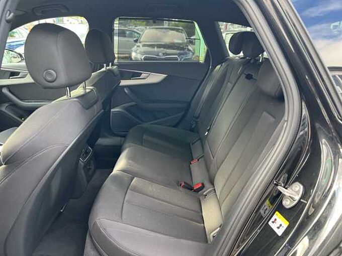 Audi A4 40 2.0 TFSI Avant S line *R.KAM *Standheizung
