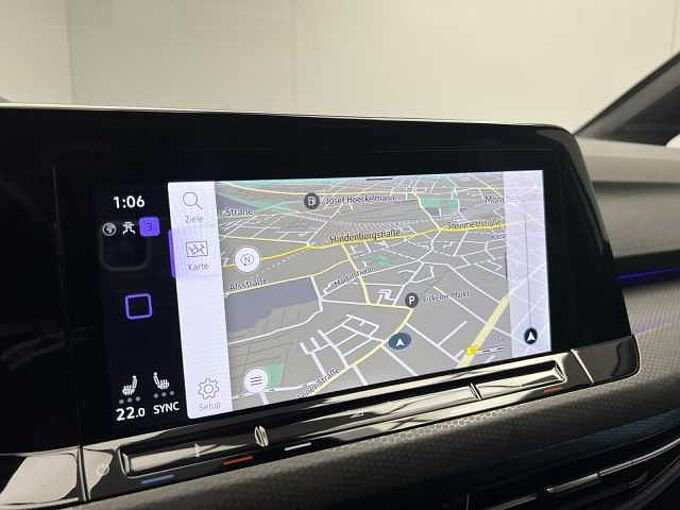 Volkswagen Golf VIII GTD 2.0 TDI DSG Panorama Klima Navi