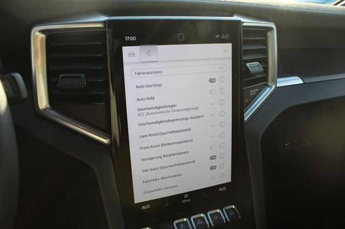 Volkswagen AMAROK DOKA 4MOTION 3.0 TDI DSG STYLE AHK / ACC / LEDER / STANDHEIZUNG