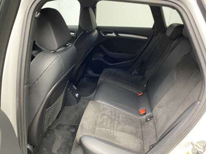 Audi A3 Sportback 1.5 TSI S-Tronic Sport Klima Xenon