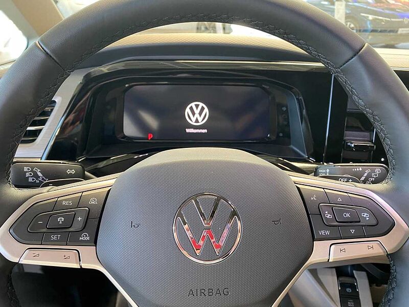 Volkswagen Multivan Life Motor: 2,0 l TDI SCR 110 kW Getriebe: 7-Gang-Doppelkupplungsgetrie T7