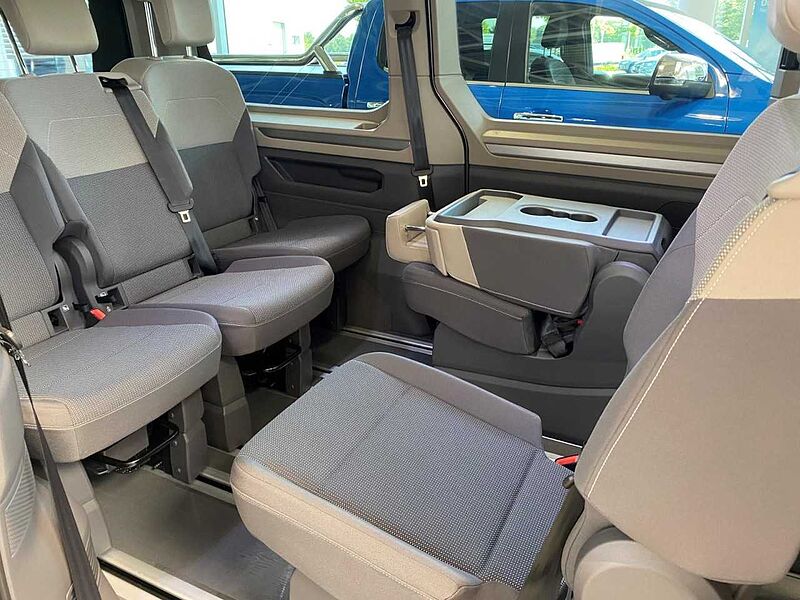 Volkswagen Multivan Life Motor: 2,0 l TDI SCR 110 kW Getriebe: 7-Gang-Doppelkupplungsgetrie T7