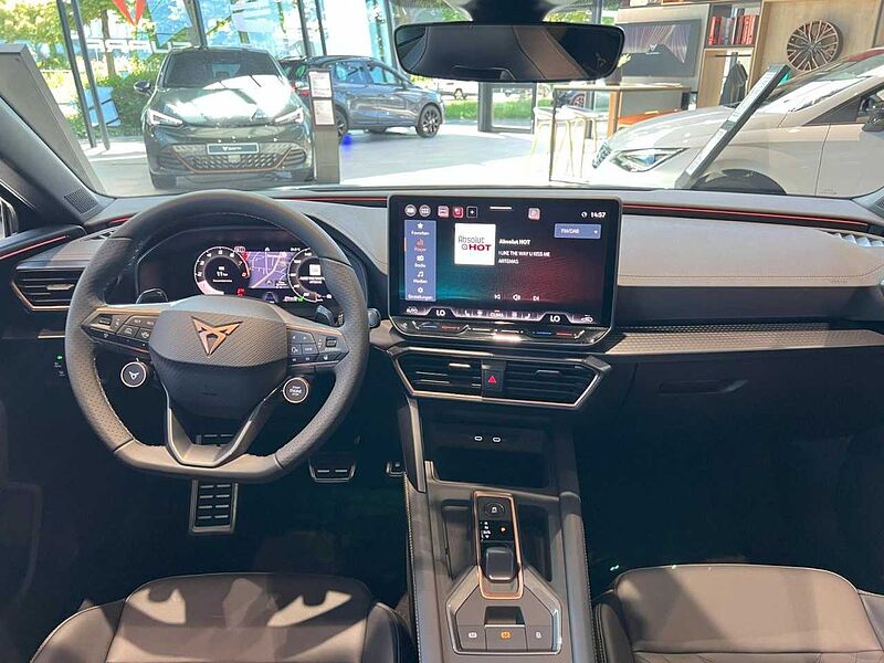 CUPRA LEON VZ 2.0 TSI ACC+PANO+RFK+NAVI+LED+PDC+SHZ+