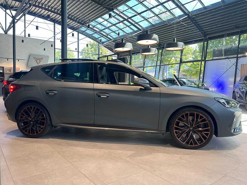 CUPRA LEON VZ 2.0 TSI ACC+PANO+RFK+NAVI+LED+PDC+SHZ+