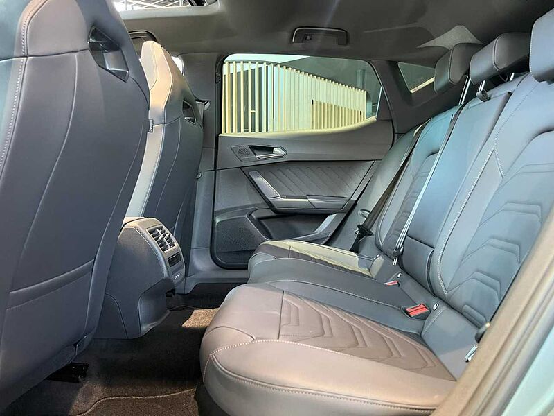 CUPRA LEON VZ 2.0 TSI ACC+PANO+RFK+NAVI+LED+PDC+SHZ+