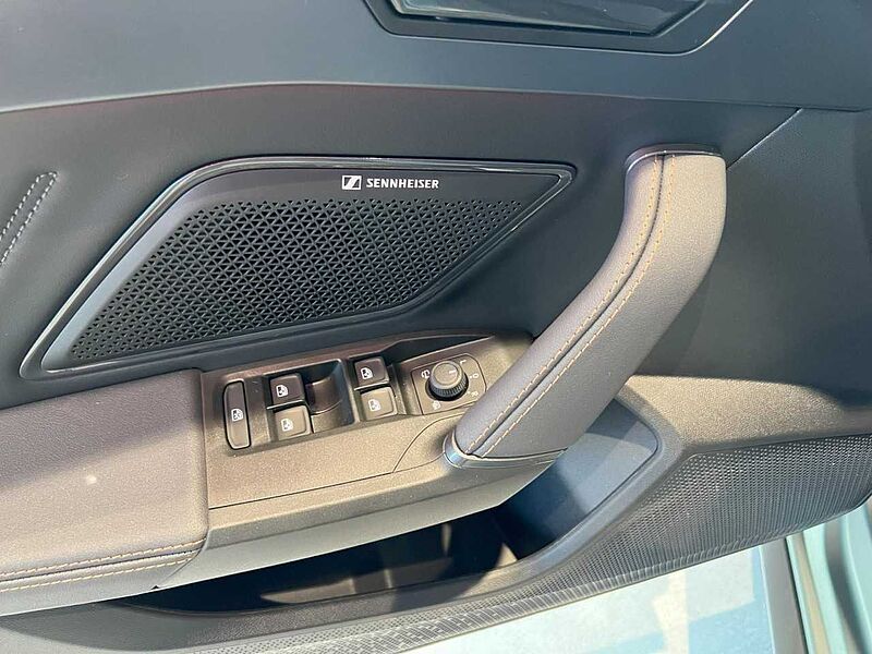 CUPRA LEON VZ 2.0 TSI ACC+PANO+RFK+NAVI+LED+PDC+SHZ+