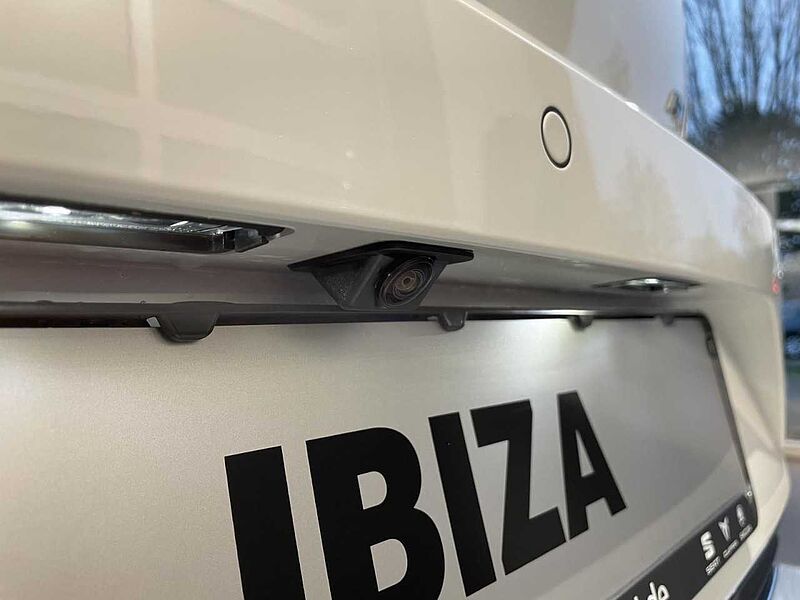 SEAT IBIZA FR 1.0 TSI RFK+NAVI+BEATS+CARPLAY+LED+SHZ+