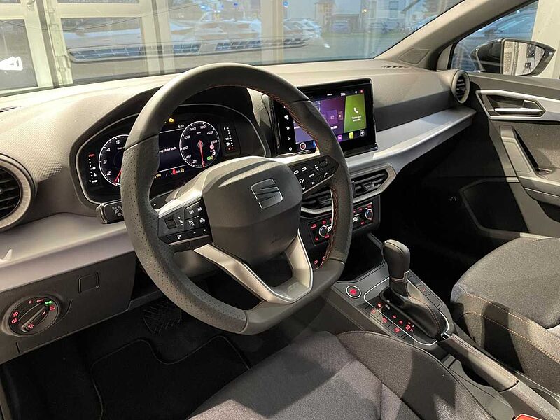 SEAT IBIZA FR 1.0 TSI RFK+NAVI+BEATS+CARPLAY+LED+SHZ+