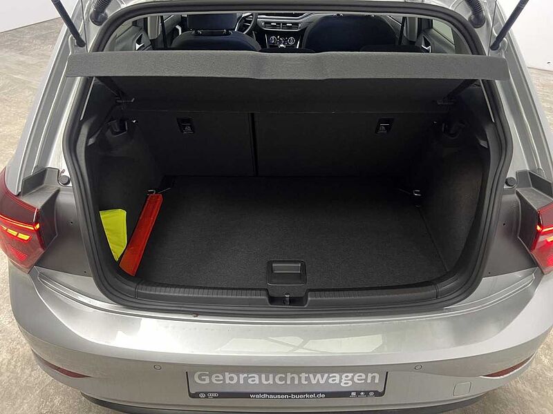 Volkswagen Polo 1.0 TSI DSG Style Klima Einparkhilfe