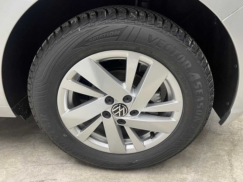 Volkswagen Polo 1.0 TSI DSG Style Klima Einparkhilfe