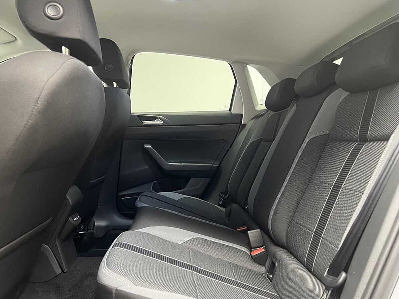 Volkswagen Polo 1.0 TSI DSG Style Klima Einparkhilfe
