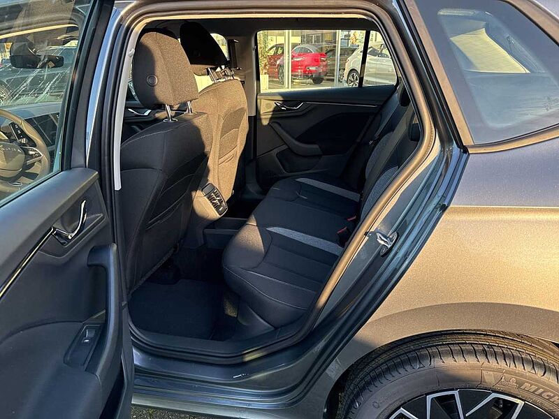 SKODA Kamiq 1.5 TSI Selection *Navi *LED Scheinwerfer