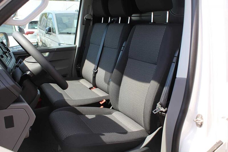 Volkswagen T6.1 KASTEN 2.0 TDI / KAMERA / PDC / KLIMA / PDC / KAMERA / KLIMA