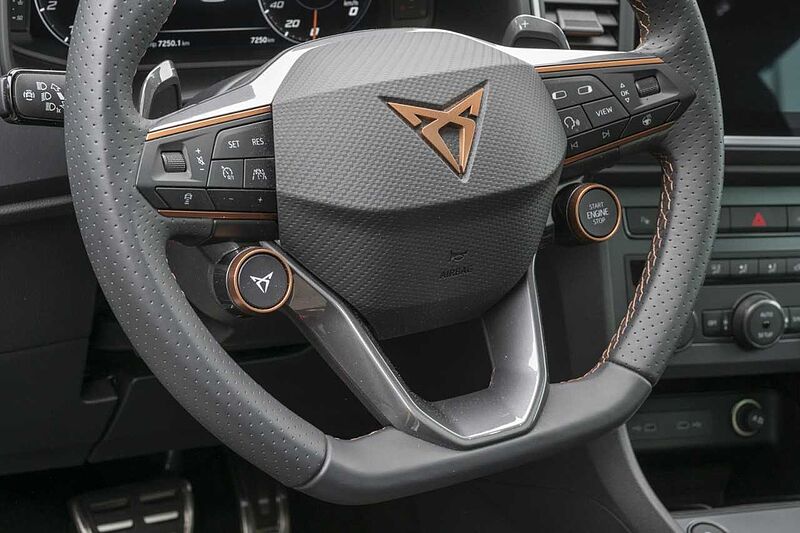 CUPRA Ateca VZ 2.0 TSI DSG 4drive AHK+Pano+Beats+eKlappe