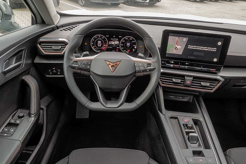 CUPRA Formentor 1.5 TSI DSG+Navi+eKlappe+ESitze+FAL