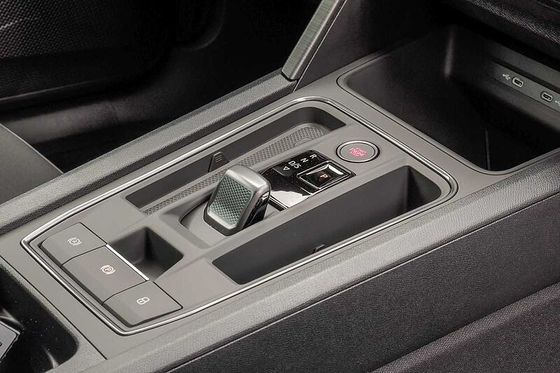 CUPRA Formentor 1.5 TSI DSG+Navi+eKlappe+ESitze+FAL