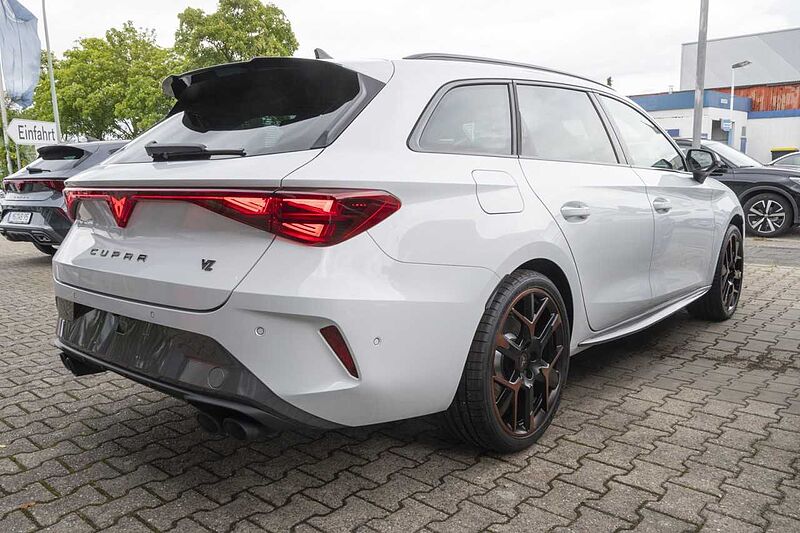 CUPRA Leon Sportstourer VZ Extreme 2.0 TSI DSG 4-Drive+AHK+Pano