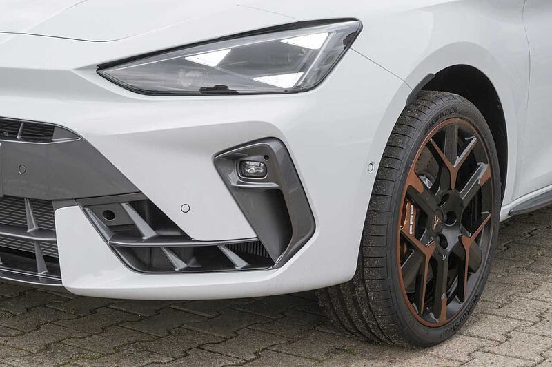 CUPRA Leon Sportstourer VZ Extreme 2.0 TSI DSG 4-Drive+AHK+Pano