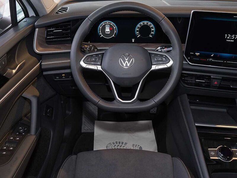 Volkswagen Tayron Elegance 7 Sitze DSG 1,5 eTSI OPF+AHK