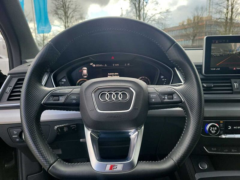Audi Q5 50 TFSI e quattro sport S-LINE*MATRIX*AHK*ACC