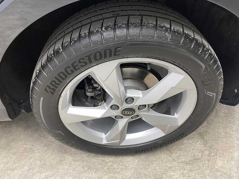 Audi Q3 35 TFSI advanced S-tronic Klima Navi