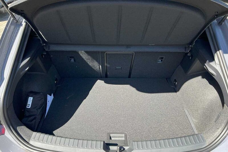 CUPRA LEON VZ 2.0 TSI ACC+RFK+NAVI+SENNH. +LED+PDC+SHZ+