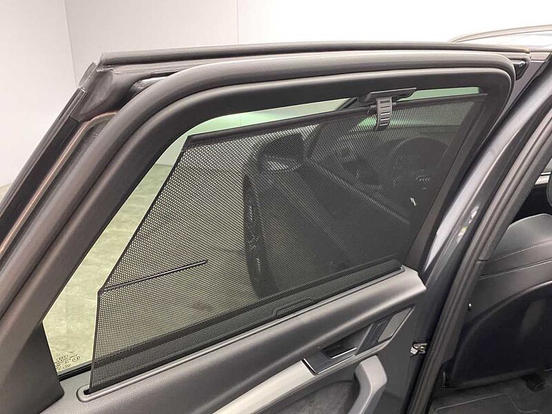 Audi Q5 40 TDI quattro S line AHK + Pano Klima Navi