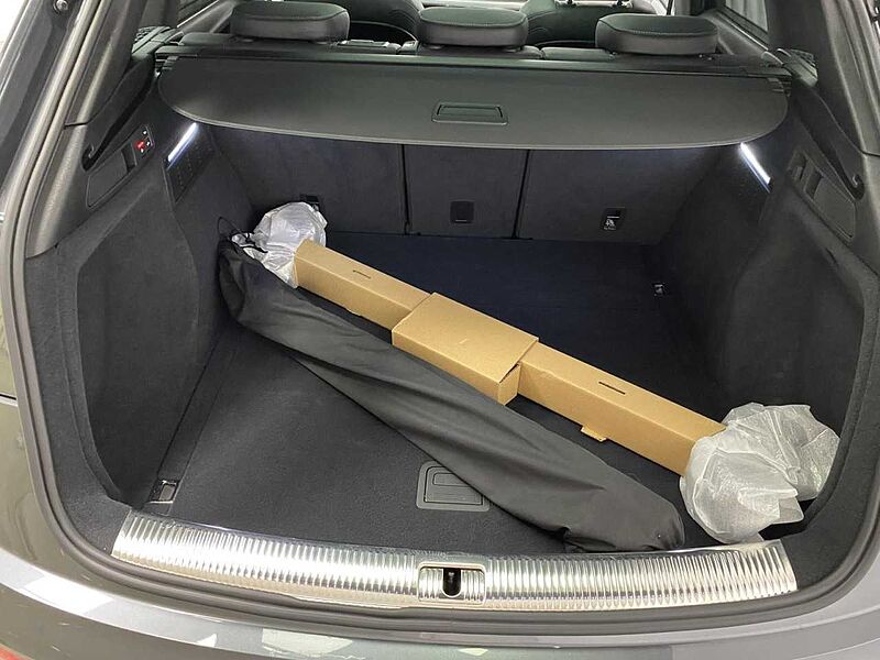 Audi Q5 40 TDI quattro S line AHK + Pano Klima Navi