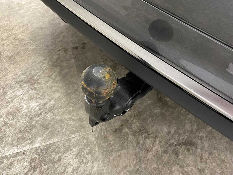 Audi Q5 40 TDI quattro S line AHK + Pano Klima Navi