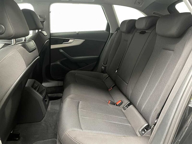 Audi A4 Avant 40 TFSI S line Klima Navi