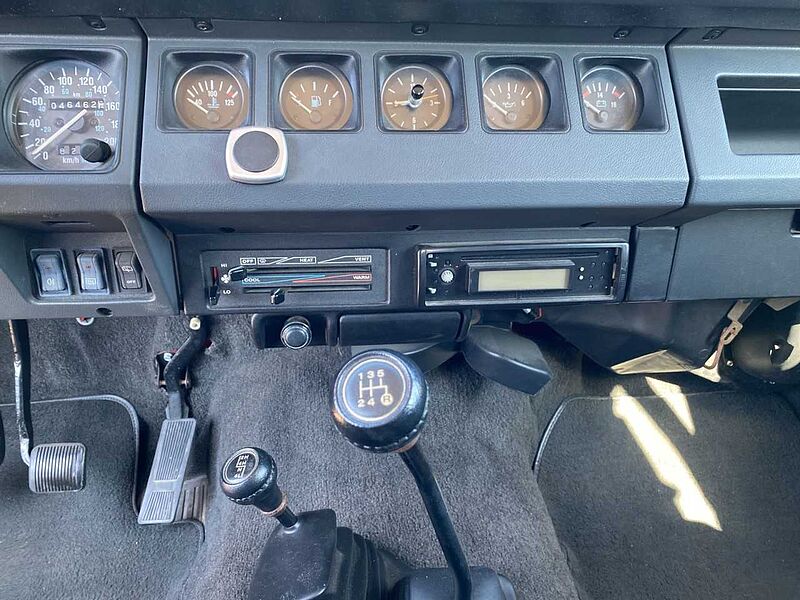 Jeep Jeep Wrangler High Output Laredo Supertop Black ANDERE